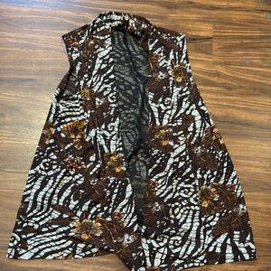 Brown geometric pattern vest 1 size fits all magic scarf company 92% polyester